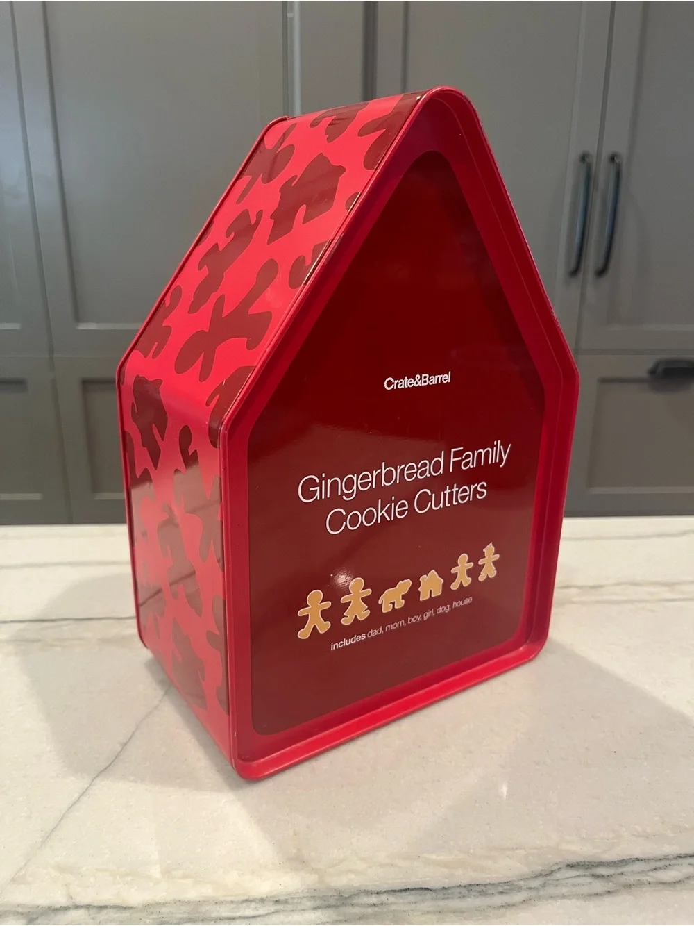Crate&Barrel Gingerbread Family Cookie Cutter Set with Tin